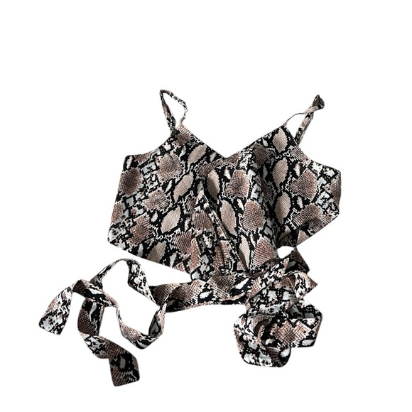 🟤Women’s size S, brown & black snakeskin print crossover crop top w/tie🟤 - Picture 1 of 11